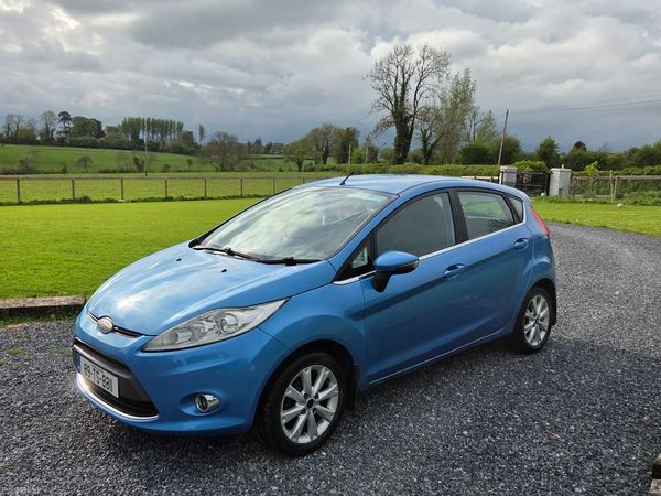 Ford Fiesta Hatchback, Petrol, 2009, Blue