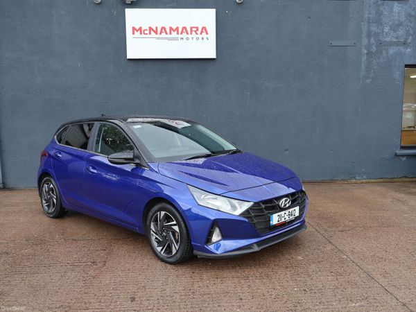 Hyundai i20 Hatchback, Petrol, 2021, Blue