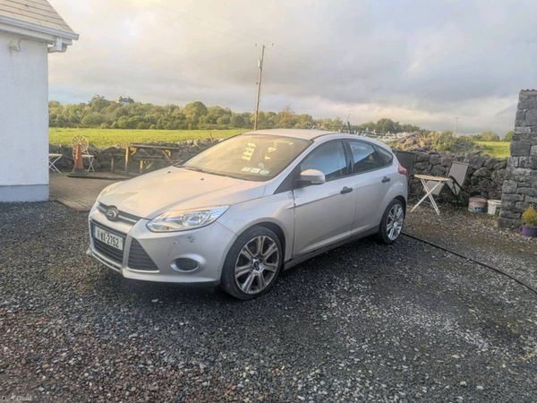 Ford Focus Hatchback, Diesel, 2011, Silver