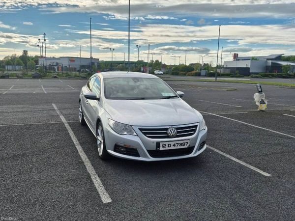 Volkswagen Passat Saloon, Diesel, 2012, Silver