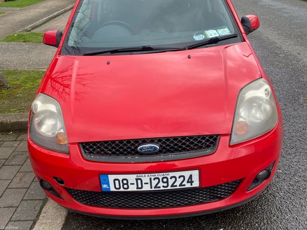 Ford Fiesta Hatchback, Petrol, 2008, Red