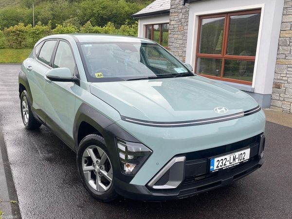 Hyundai KONA MPV, Petrol, 2023, Green