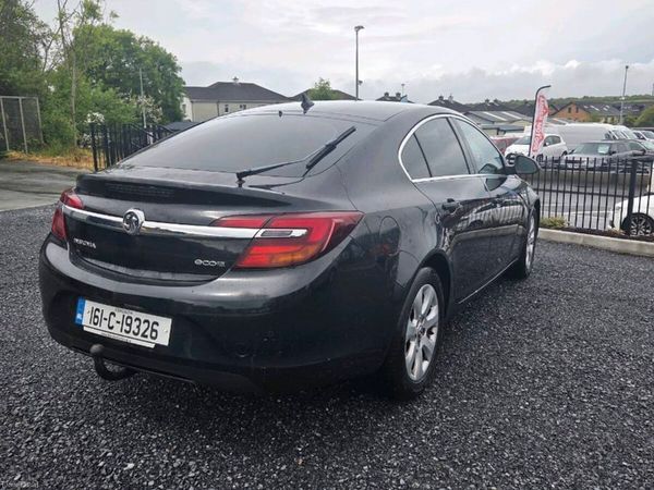 Vauxhall Insignia Hatchback, Diesel, 2016, Black