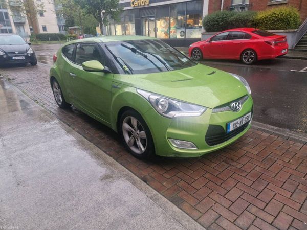 Hyundai Veloster Hatchback, Petrol, 2013, Green