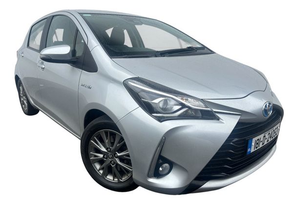 Toyota Yaris MPV, Petrol Hybrid, 2018, Grey