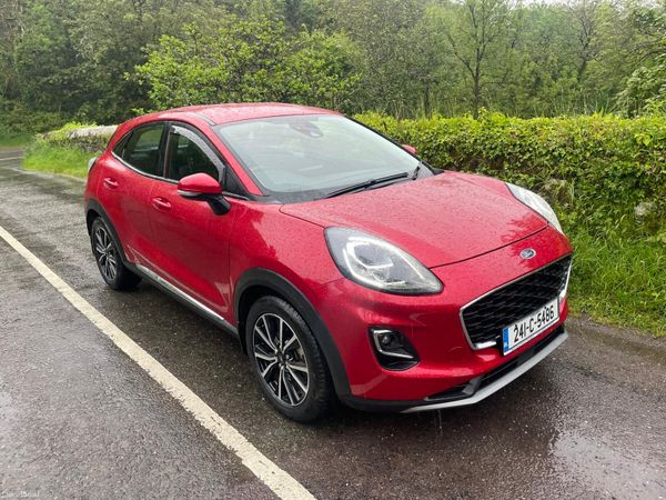 Ford Puma MPV, Petrol, 2024, Red