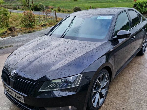 Skoda Superb Hatchback, Diesel, 2017, Black