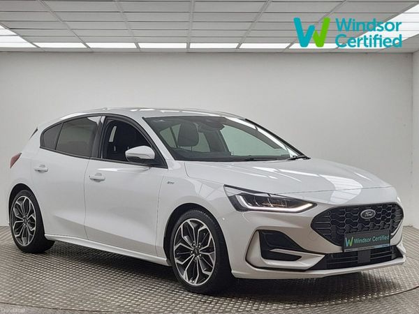 Ford Focus Hatchback, Petrol, 2024, White