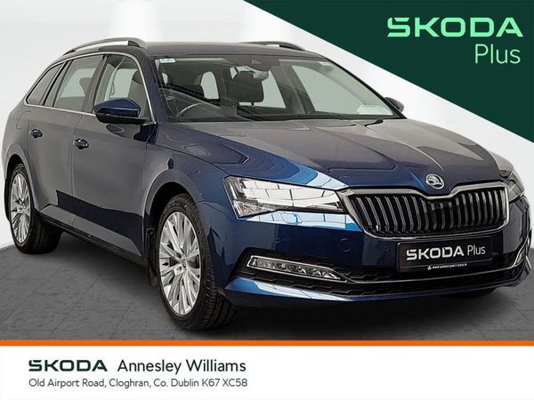 Skoda Superb Estate, Petrol, 2023, Blue