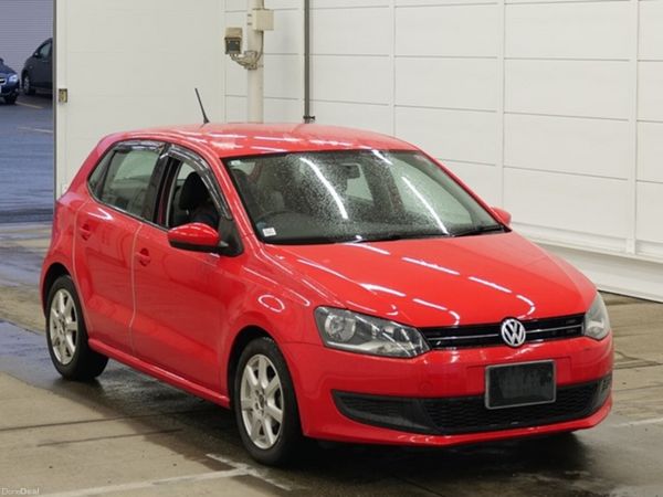 Volkswagen Polo Hatchback, Petrol, 2013, Red