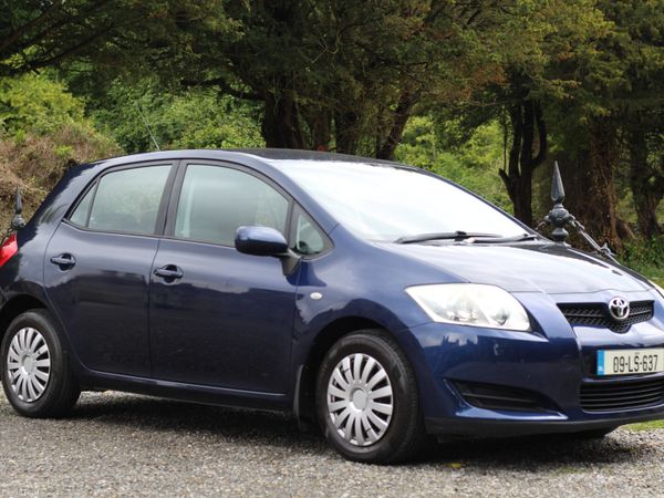 Toyota Auris Hatchback, Petrol, 2009, Blue