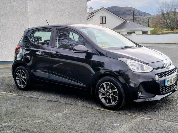 Hyundai i10 Hatchback, Petrol, 2017, Black