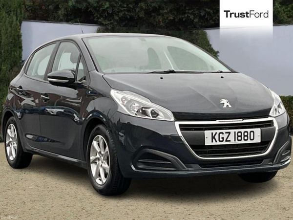 Peugeot 208 Hatchback, Petrol, 2018, Grey