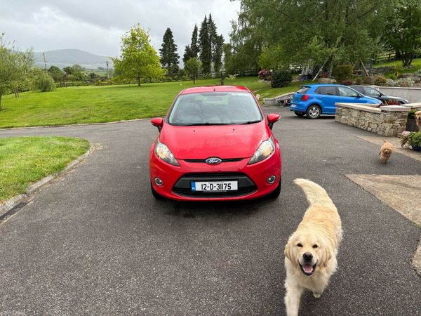 Ford Fiesta Hatchback, Petrol, 2012, Red