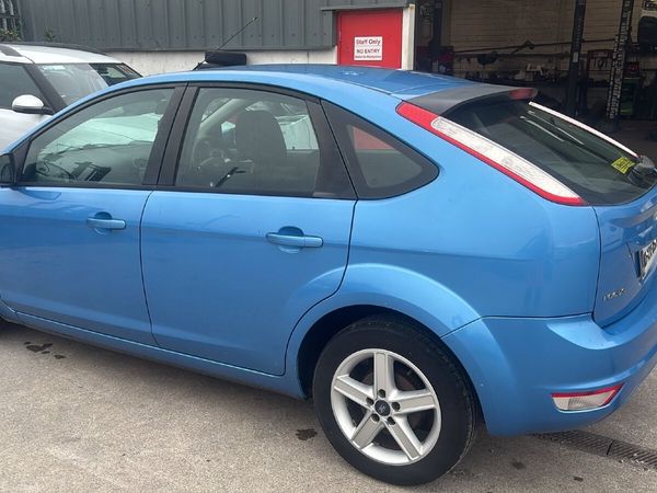 Ford Focus Hatchback, Diesel, 2010, Blue