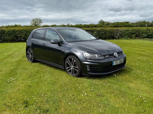 Volkswagen Golf Hatchback, Diesel, 2017, Grey