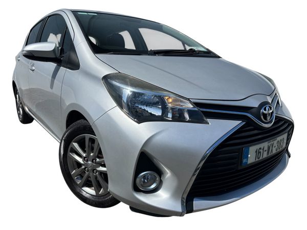 Toyota Yaris Hatchback, Petrol, 2016, Silver
