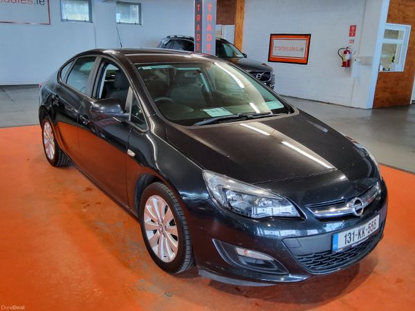 Opel Astra Saloon, Petrol, 2013, Black
