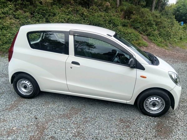 Daihatsu Mira Hatchback, Petrol, 2015, White