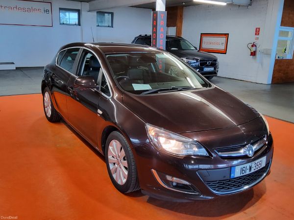 Vauxhall Astra Hatchback, Diesel, 2016, Brown