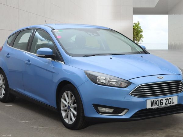 Ford Focus Hatchback, Petrol, 2016, Blue