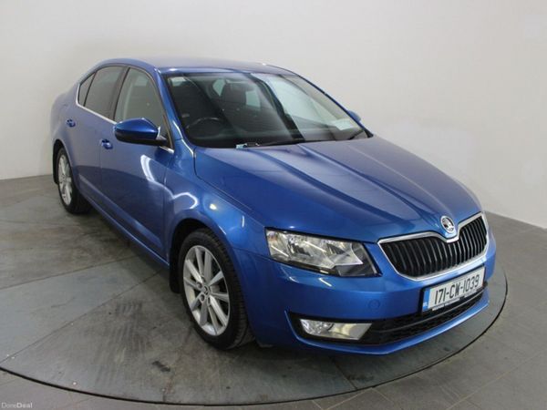 Skoda Octavia Saloon, Diesel, 2017, Blue