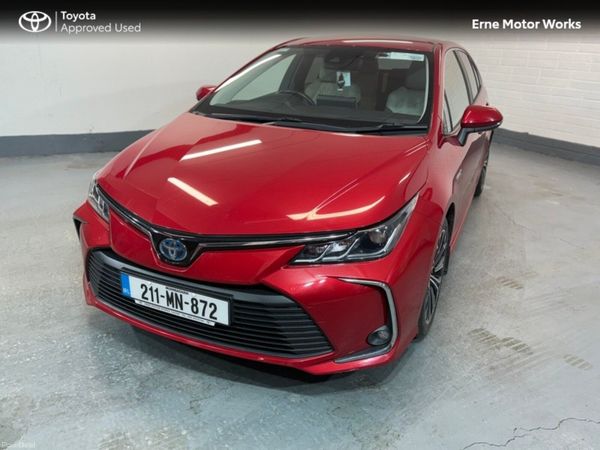 Toyota Corolla Saloon, Petrol Hybrid, 2021, Red