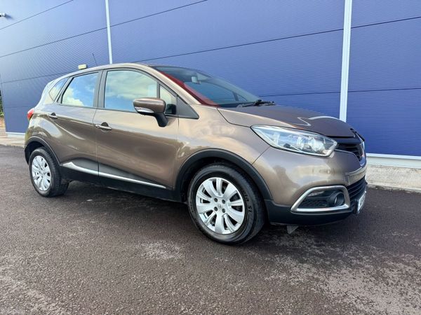 Renault Captur Hatchback, Diesel, 2014, Brown