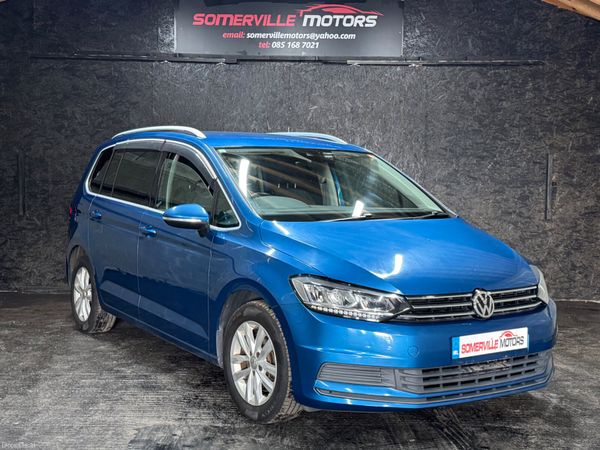 Volkswagen Touran MPV, Diesel, 2019, Blue
