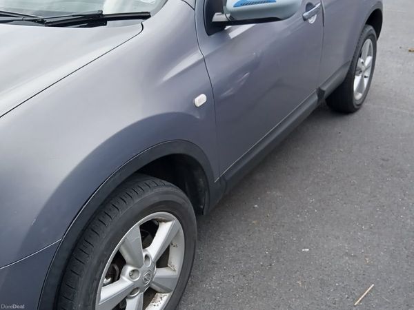 Nissan Qashqai Hatchback, Diesel, 2009, Grey