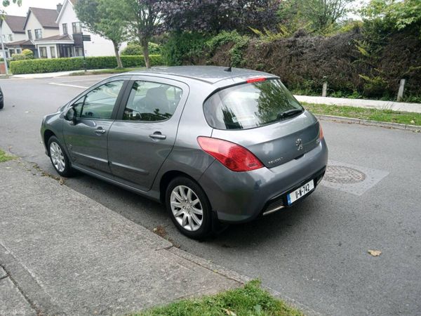 Peugeot 308 Hatchback, Diesel, 2011, Grey