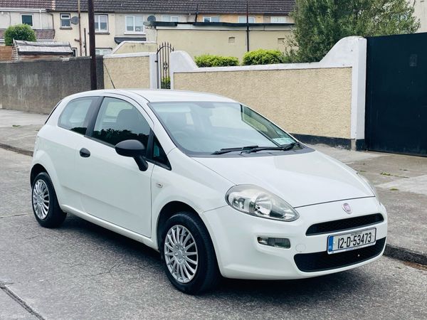 Fiat Punto Hatchback, Petrol, 2012, White