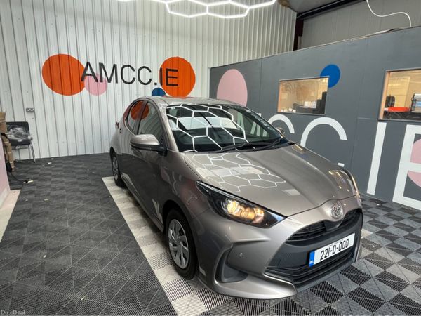 Toyota Yaris Hatchback, Petrol, 2022, Grey