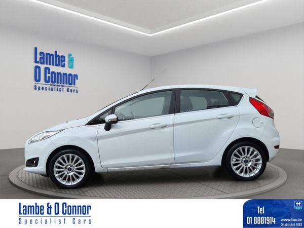 Ford Fiesta Hatchback, Petrol, 2016, White