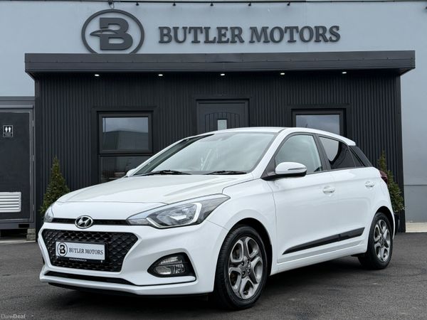 Hyundai i20 Hatchback, Petrol, 2019, White