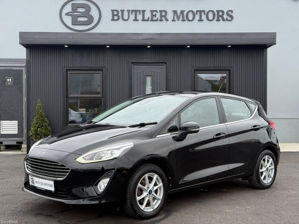 Ford Fiesta Hatchback, Petrol, 2017, Black