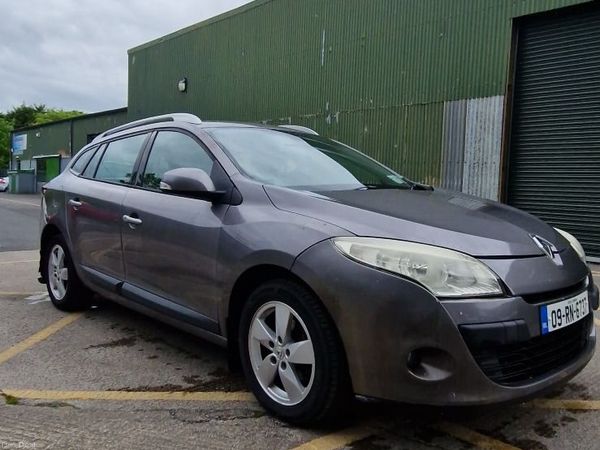 Renault Megane Estate, Petrol, 2009, Grey