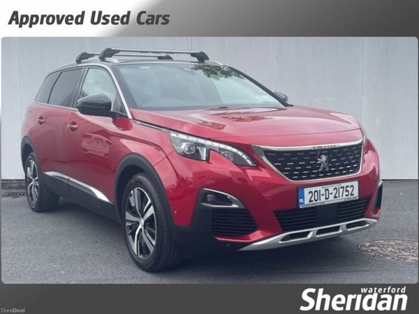 Peugeot 5008 MPV, Petrol, 2020, Red