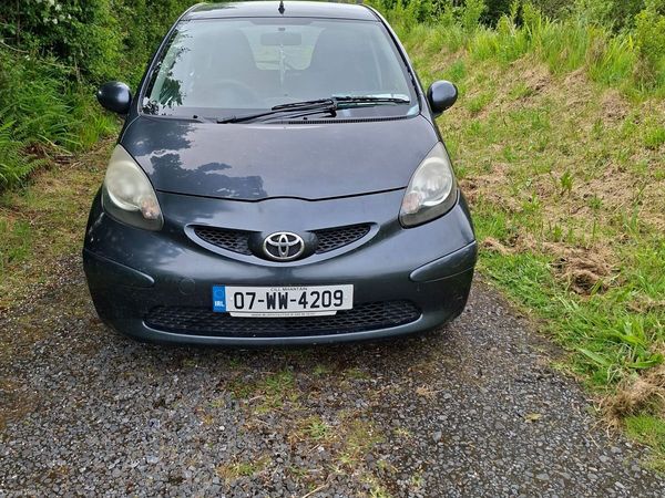 Toyota Aygo Hatchback, Petrol, 2007, Grey