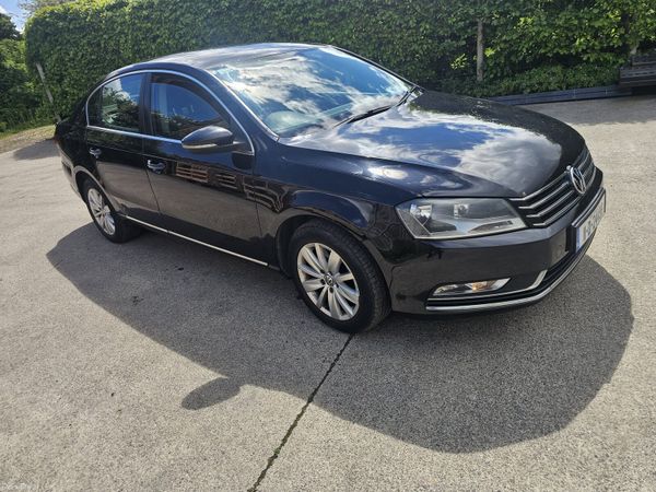 Volkswagen Passat Saloon, Diesel, 2011, Black