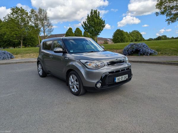 Kia Soul Hatchback, Diesel, 2014, Silver