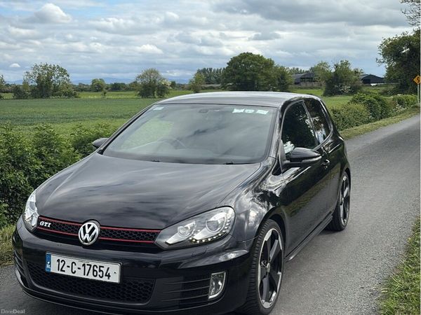 Volkswagen Golf Hatchback, Petrol, 2012, Black