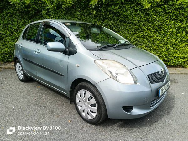 Toyota Yaris Hatchback, Petrol, 2008, Silver