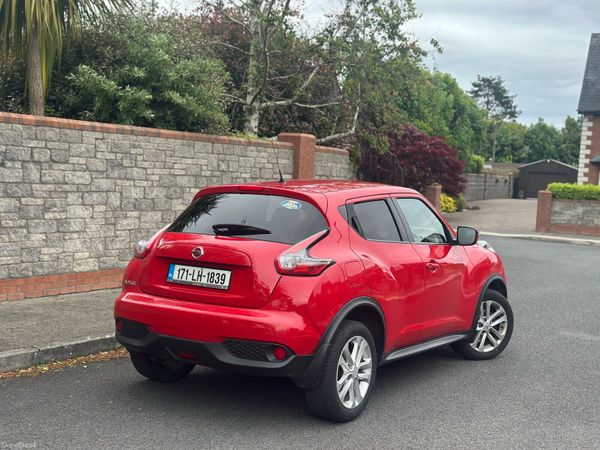Nissan Juke SUV, Petrol, 2017, Red