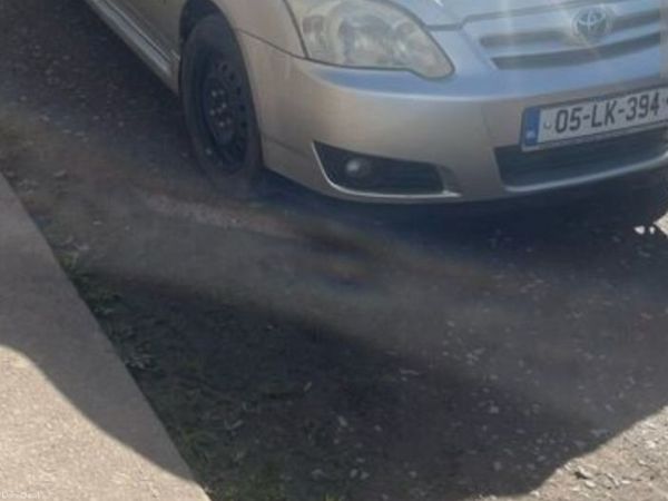 Toyota Corolla Hatchback, Petrol, 2005, Silver