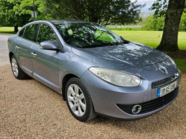 Renault Fluence Saloon, Diesel, 2011, Blue