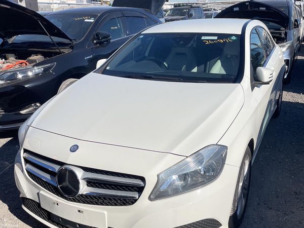 Mercedes-Benz A-Class Hatchback, Petrol, 2013, White