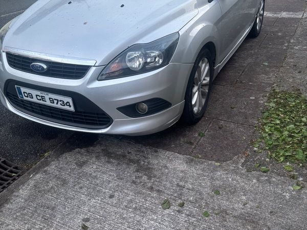 Ford Focus Hatchback, Diesel, 2009, Silver