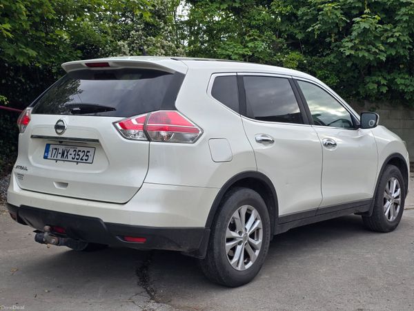 Nissan X-Trail SUV, Petrol, 2017, White
