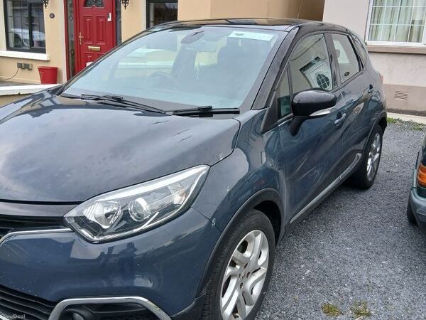 Renault Captur Hatchback, Diesel, 2016, Blue